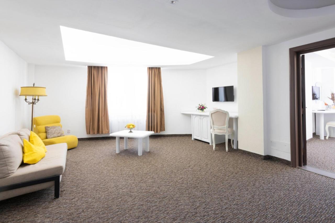 Hotel Randy Constanţa Exteriér fotografie
