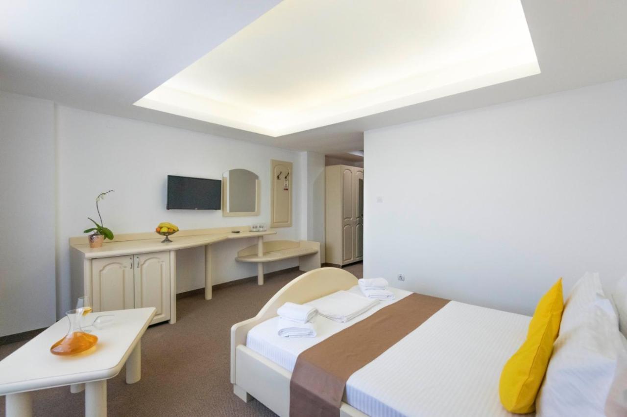 Hotel Randy Constanţa Exteriér fotografie