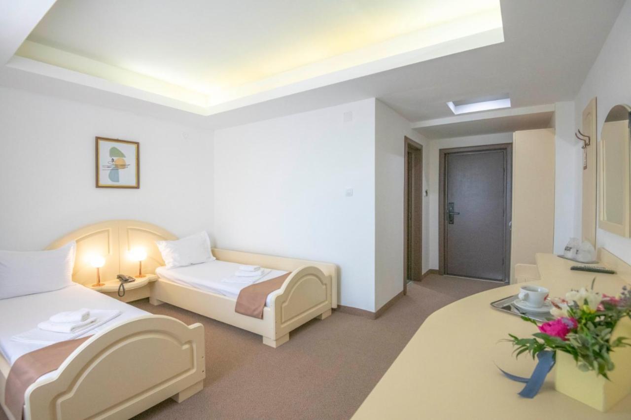 Hotel Randy Constanţa Exteriér fotografie