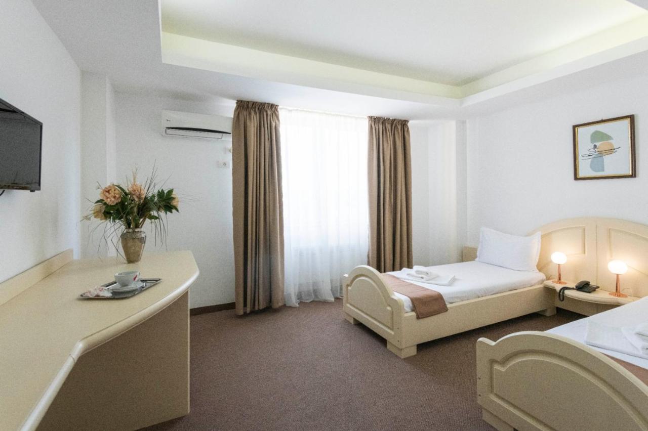 Hotel Randy Constanţa Exteriér fotografie